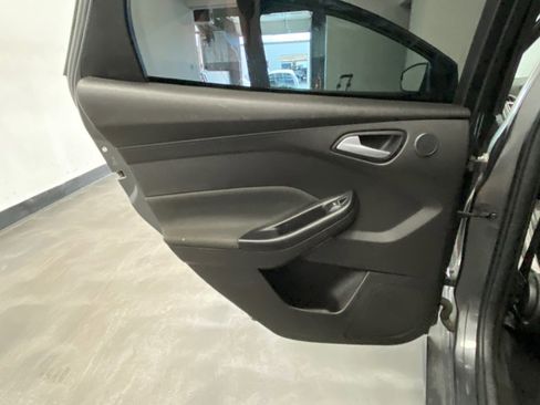 Used 2017 Ford Focus ST w/ Equipment Group 401A image 44