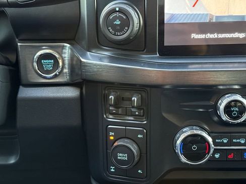 Used 2025 Ford F250 Lariat w/ Lariat Ultimate Package image 27