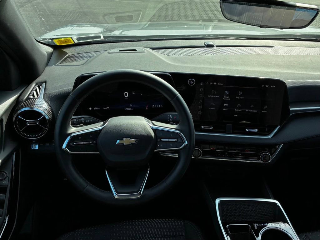 Used 2025 Chevrolet Equinox LT w/ Safety and Technology Package AWD/4WD image 22