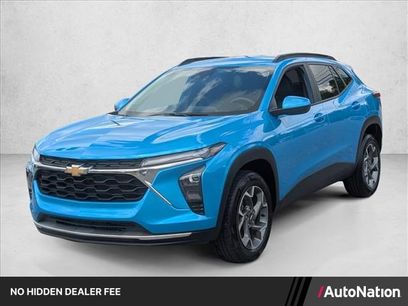 Used 2025 Chevrolet Trax LT