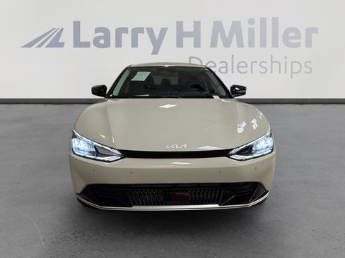 Used 2022 Kia EV6 Wind image 8