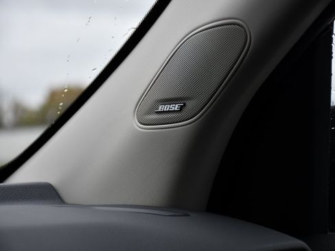 New 2025 Honda Pilot Touring image 16