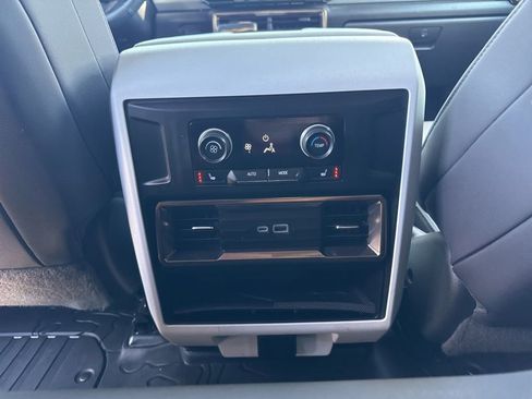 Used 2024 GMC Hummer EV 3X AWD/4WD image 13
