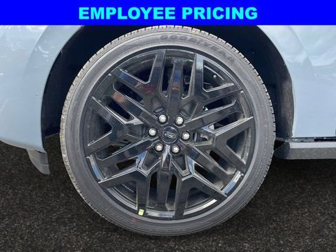 New 2026 Ford Expedition Platinum w/ Stealth Performance Package AWD/4WD image 14
