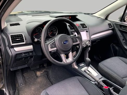 Used 2018 Subaru Forester 2.5i Premium w/ All-Weather Package AWD/4WD image 18