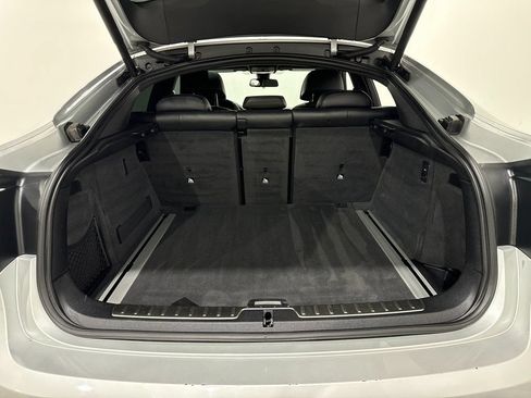 Used 2018 BMW X6 sDrive35i w/ Driving Assistance Package RWD image 25