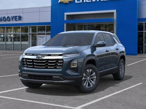 New 2026 Chevrolet Equinox LT AWD/4WD image 6