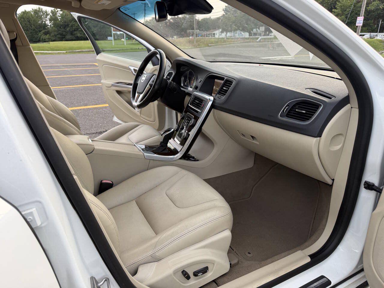 Used 2015 Volvo S60 T5 Premier Plus FWD image 13