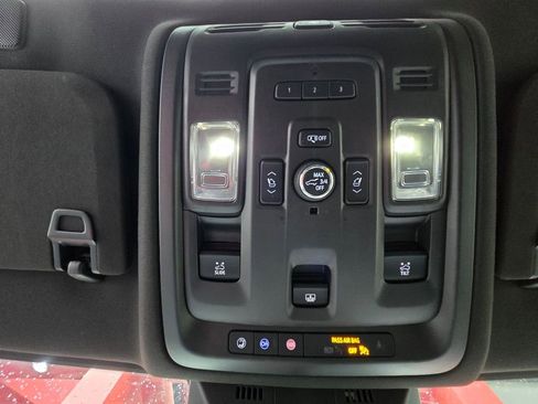 Used 2021 Cadillac Escalade Sport w/ Driver Assist Tech Package image 37