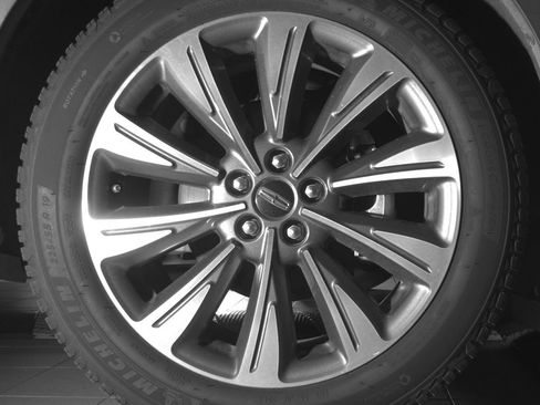 Used 2020 Lincoln Corsair Reserve w/ Elements Package FWD image 20