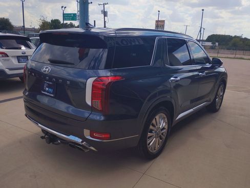 Used 2020 Hyundai Palisade Limited FWD image 3