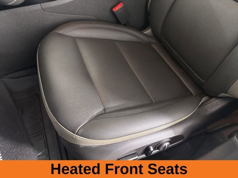 Used 2025 Chevrolet Trax ACTIV w/ Sunroof Package image 12