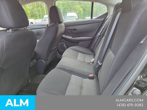 Used 2024 Nissan Sentra SV FWD image 6