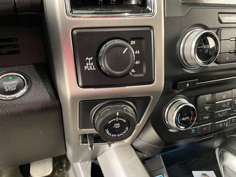 Used 2018 Ford F150 Platinum w/ Equipment Group 701A Luxury AWD/4WD image 8