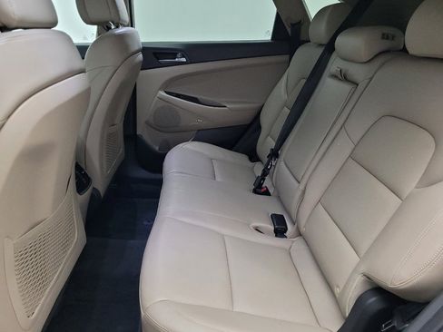 Used 2017 Hyundai Tucson Limited w/ Limited Ultimate Package 03 FWD image 18