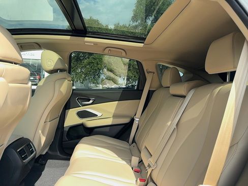 Used 2024 Acura RDX SH-AWD image 15