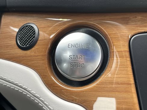 Used 2019 Mercedes-Benz SL 550 image 38