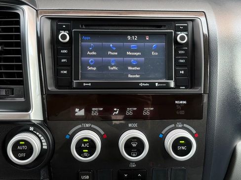 Used 2019 Toyota Sequoia SR5 AWD/4WD image 29