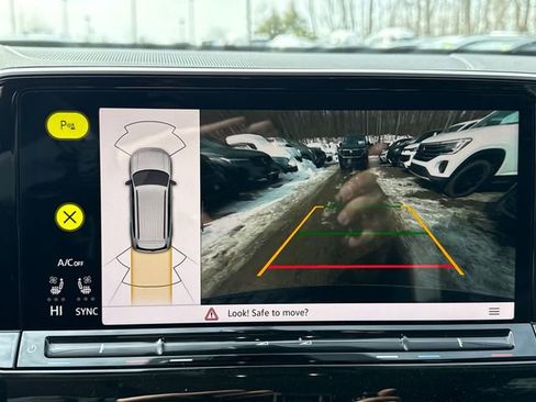 New 2026 Volkswagen Atlas Peak Edition image 15