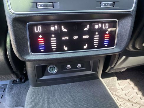 Certified 2022 Audi RS Q8 w/ Carbon Optic Package image 13