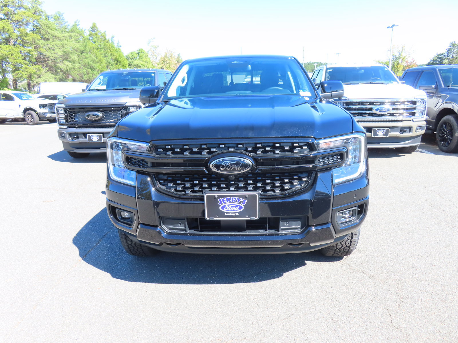 New 2026 Ford Ranger Lariat w/ Black Appearance Package AWD/4WD image 2