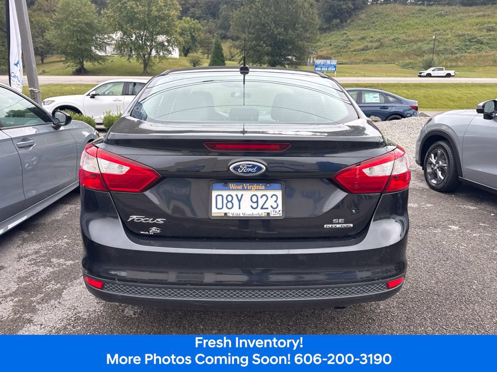 Used 2013 Ford Focus SE w/ SE Winter Pkg FWD image 5