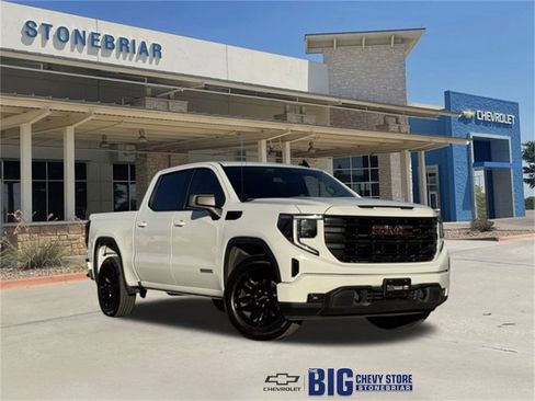 Used 2024 GMC Sierra 1500 Elevation image 1