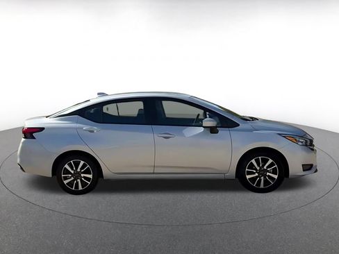 Used 2025 Nissan Versa SV FWD image 16