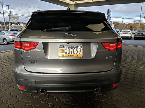 Used 2020 Jaguar F-PACE Checkered Flag image 6