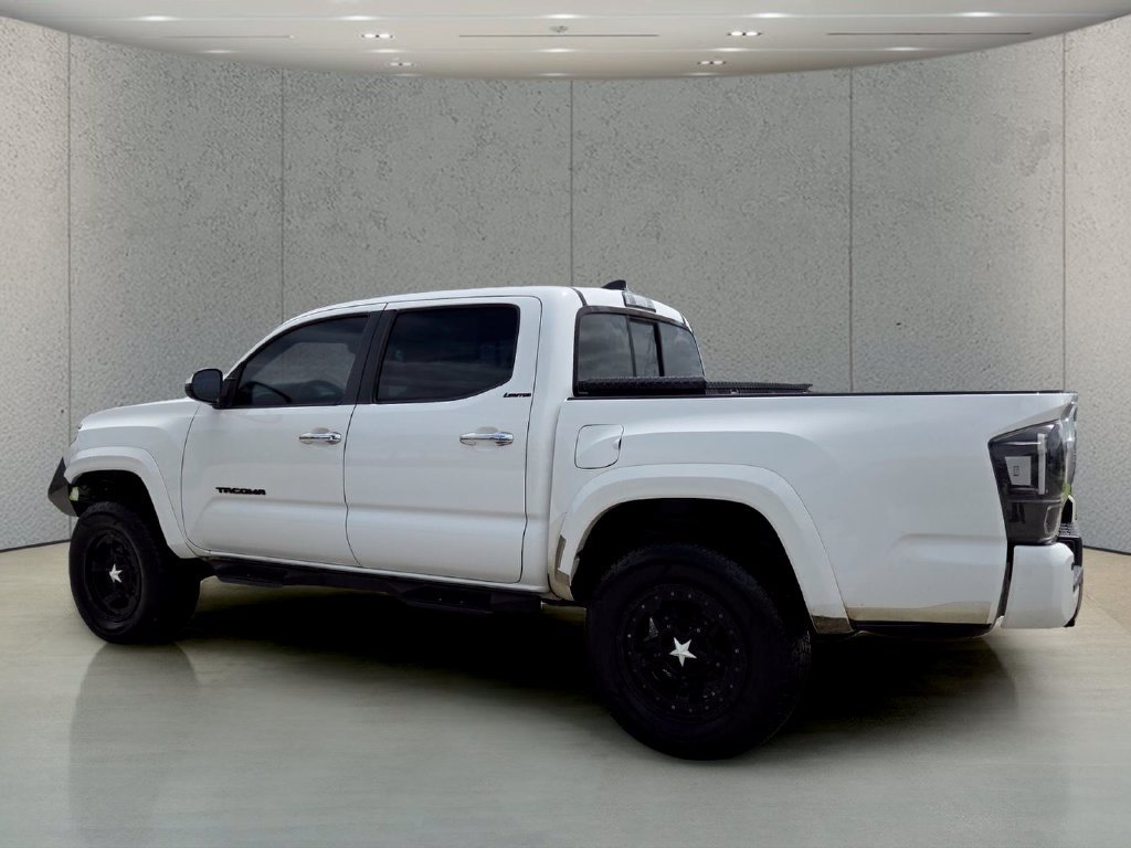 Used 2016 Toyota Tacoma Limited w/ Towing Package AWD/4WD image 8