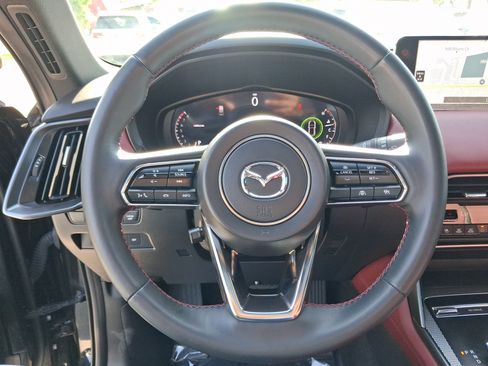 Certified 2025 MAZDA CX-70 3.3 Turbo S w/ Premium Package AWD/4WD image 14