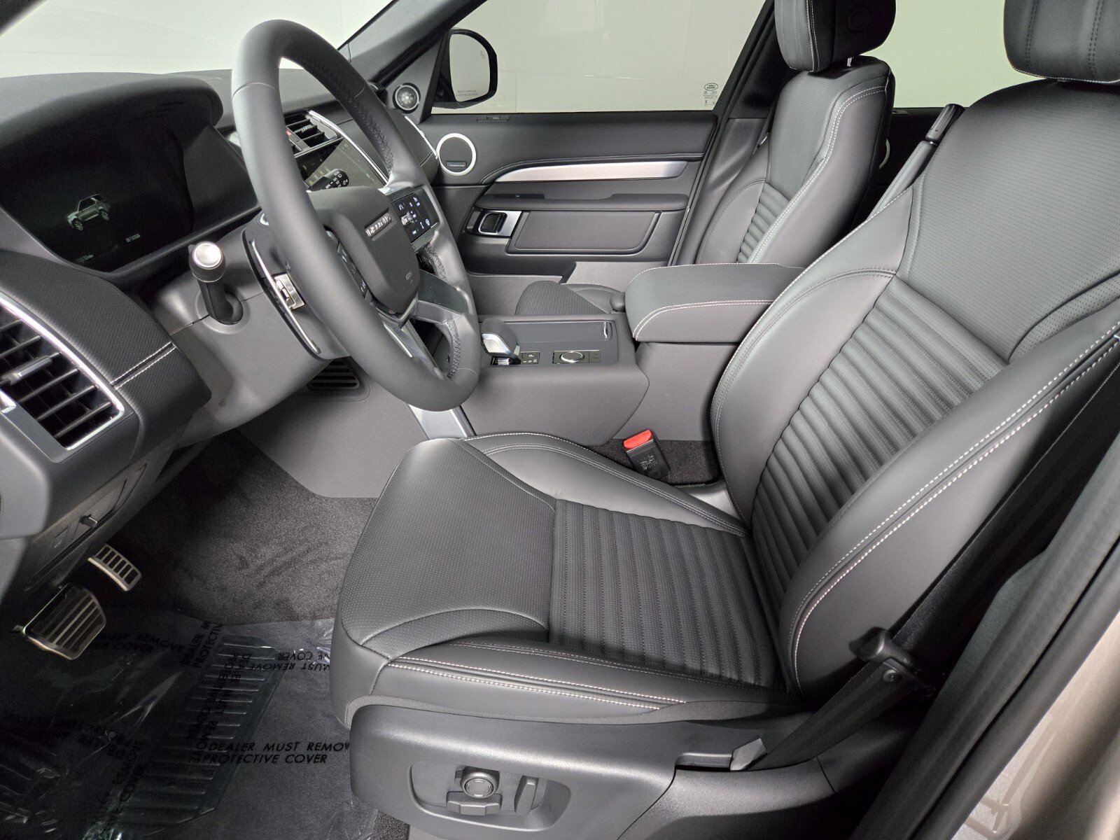 New 2026 Land Rover Discovery Dynamic SE AWD/4WD image 11