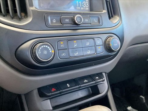 Used 2017 Chevrolet Colorado W/T w/ WT Convenience Package AWD/4WD image 31