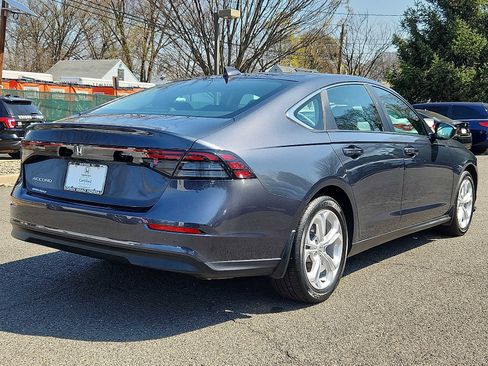 Certified 2023 Honda Accord LX image 6