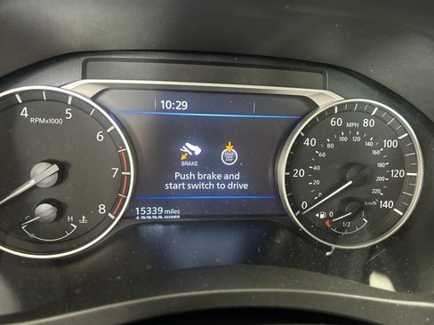 Used 2024 Nissan Altima 2.5 SL AWD/4WD image 4