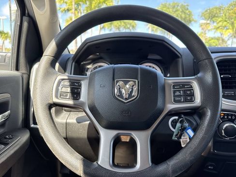Used 2022 RAM 1500 Classic SLT RWD image 47