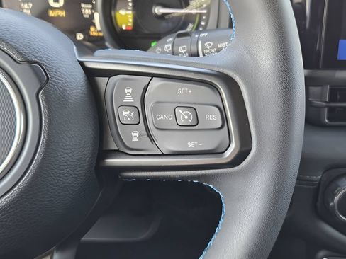 Used 2024 Jeep Wrangler Unlimited Rubicon 4xe AWD/4WD image 26