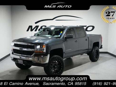 Used 2018 Chevrolet Silverado 1500 LT w/ All Star Edition image 1