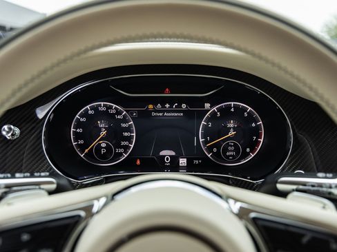 Used 2022 Bentley Continental GT image 30