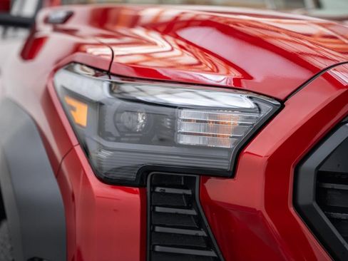 New 2026 Toyota Tacoma TRD Off-Road w/ TRD Off Road Premium Package AWD/4WD image 14