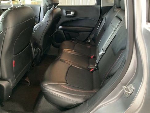 Used 2018 Jeep Compass Trailhawk image 19