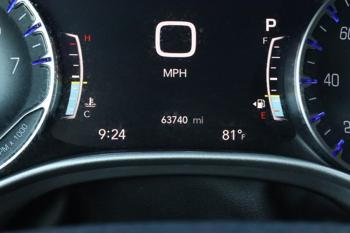 Used 2024 Chrysler Pacifica Touring-L FWD image 32