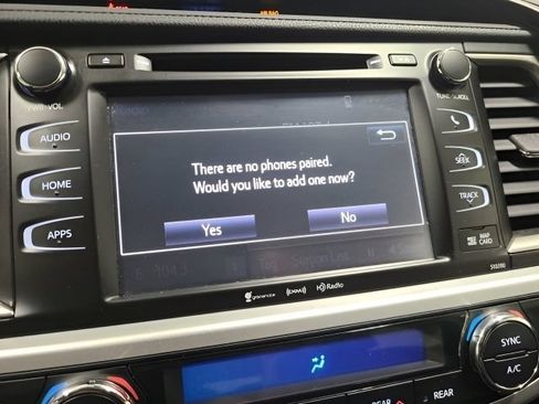Used 2019 Toyota Highlander SE AWD/4WD image 34