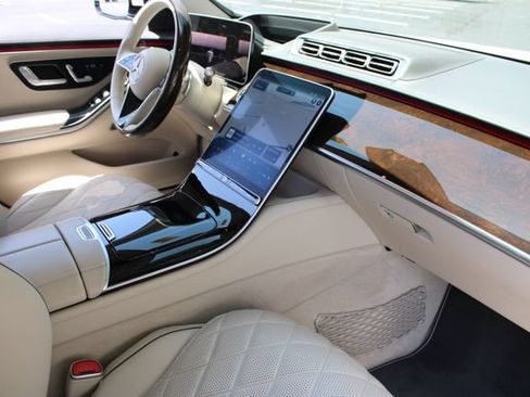 Used 2022 Mercedes-Benz S 580 4MATIC Sedan image 13