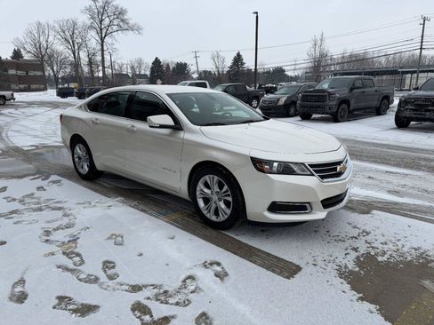 Used 2014 Chevrolet Impala LT w/ Convenience Package image 4