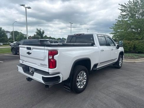 Used 2024 Chevrolet Silverado 3500 High Country w/ Technology Package AWD/4WD image 7