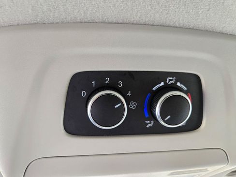 Used 2024 Ford Transit 350 XLT RWD image 30