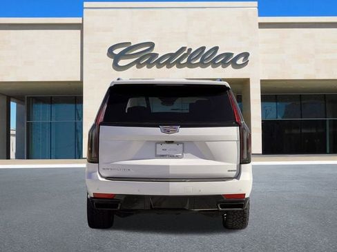 Used 2023 Cadillac Escalade Sport Platinum w/ LPO, Floor Liner Package image 5