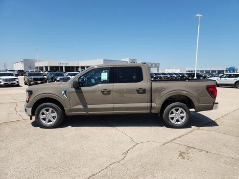 New 2026 Ford F150 XLT w/ Equipment Group 301A Standard RWD image 4
