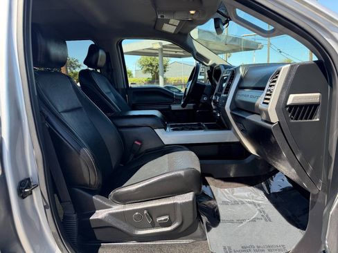 Used 2017 Ford F250 Lariat w/ Chrome Package AWD/4WD image 13